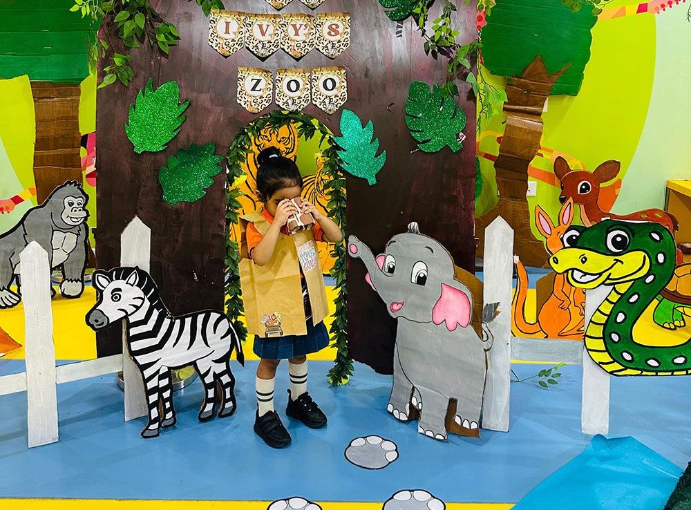 on-campus Zoo Safari Tour